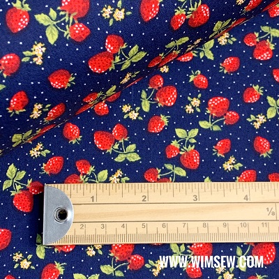 100% QPA Cotton Poplin 01cp0348 Navy Strawberries