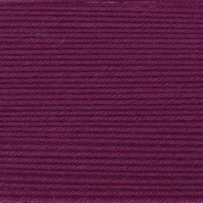 Rico Essentials Merino DK - 15-Berry