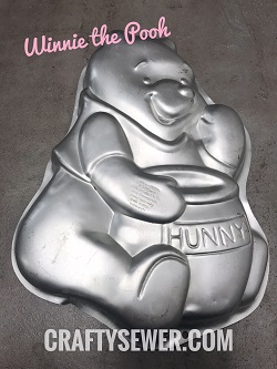 Winnie the Pooh Cake Tin