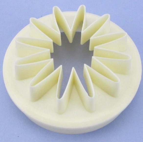 FMM 'Double Sided Daisy/Circle' Cutter (Y14)