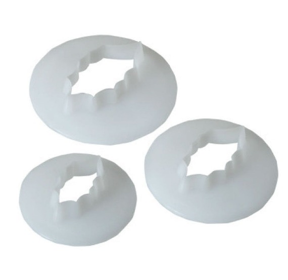 FMM 'Holly Leaf' Cutter Set of 3 (Y14)